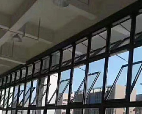 山西省體育館消防聯動排煙天窗